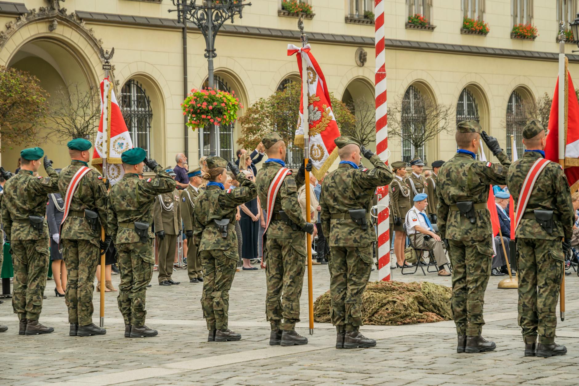 — Polska, Estonia, Dania to trzy kraje, które tak bardzo wspierały Ukrainę w ciągu ubiegłych trzech i pół roku, że jest to ab...