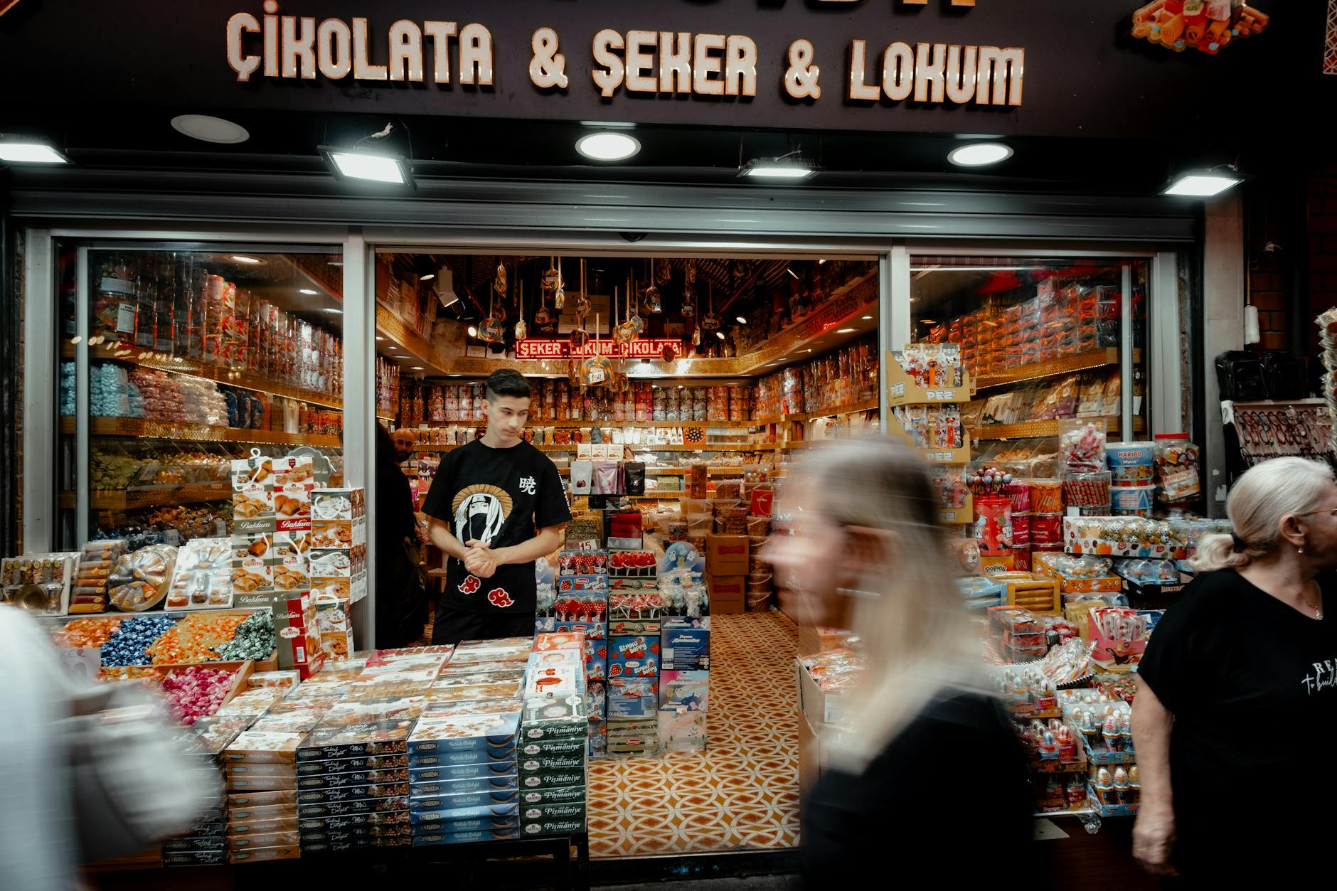 Przepełnione hale targowe, drogie winiarnie, tortellini na wynos: turystyka kulinarna kwitnie w największych miastach Europy....