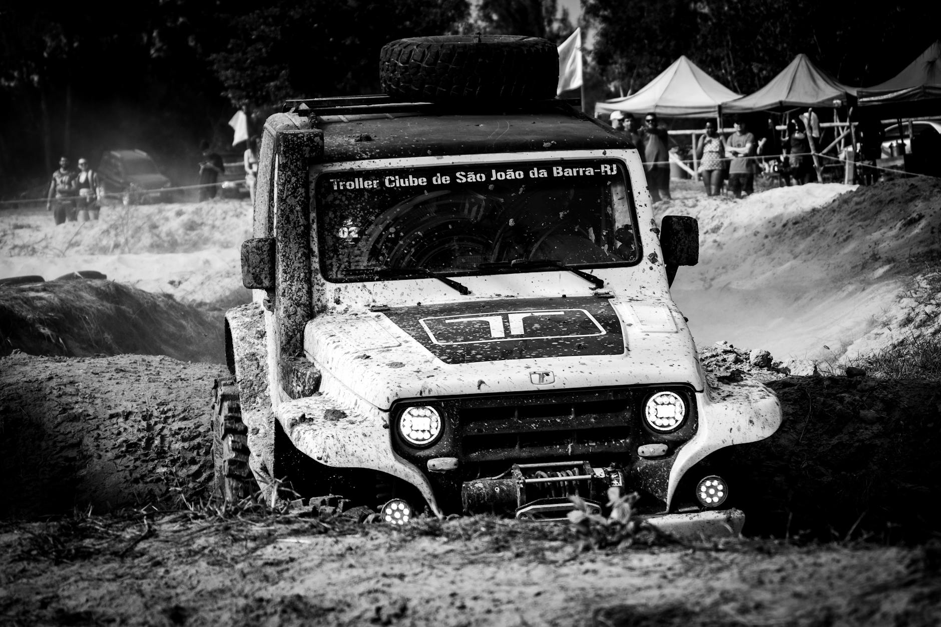Cezary Bień to kolejny talent, który objawił się w polskim motorsporcie. Uwagę na 14-latka zwrócił szwajcarski zespół Maffi R...